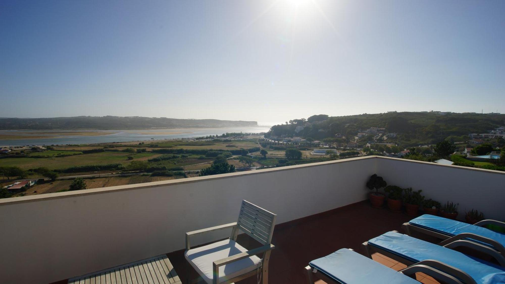 Casa Feliz Obidos Lagoon And Sea View Apartment